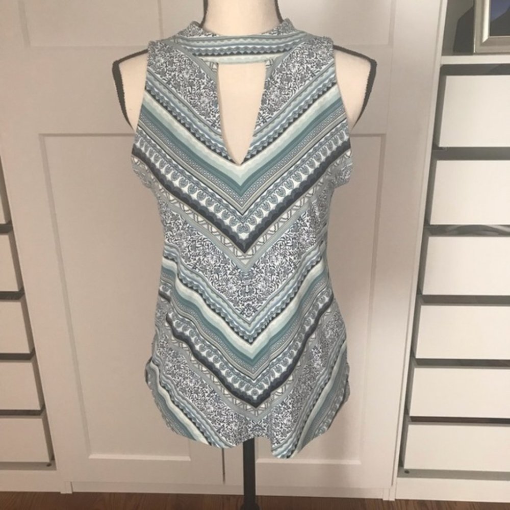 WHBM Tank with Keyhole - Small